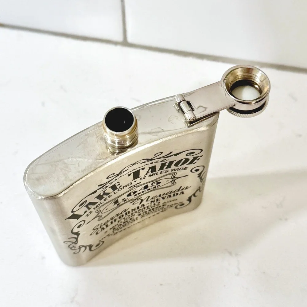 Lake Tahoe Sierra Nevada Stainless Steel‎ 6 oz Hip Flask Silver Souvenir